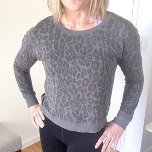 Splendid Leopard Sweatshirt Sz S